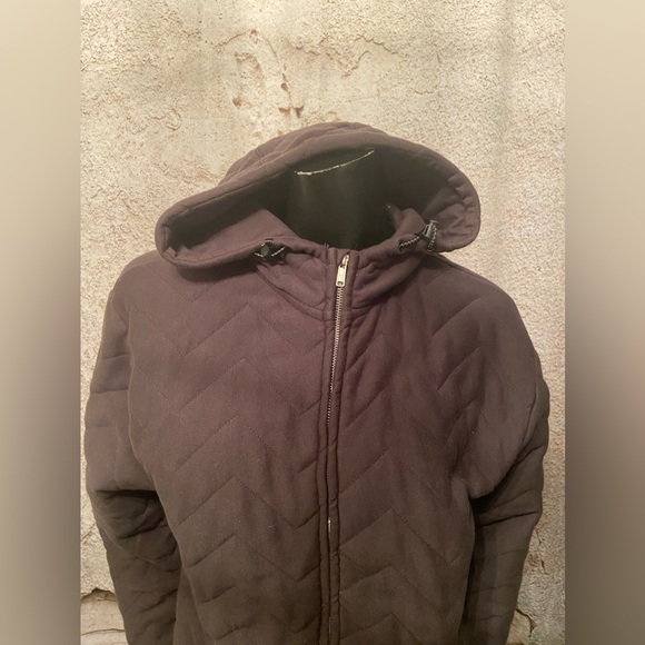 DC Shoes Black Quilted Hoodie Jacket - Picture 2 of 11